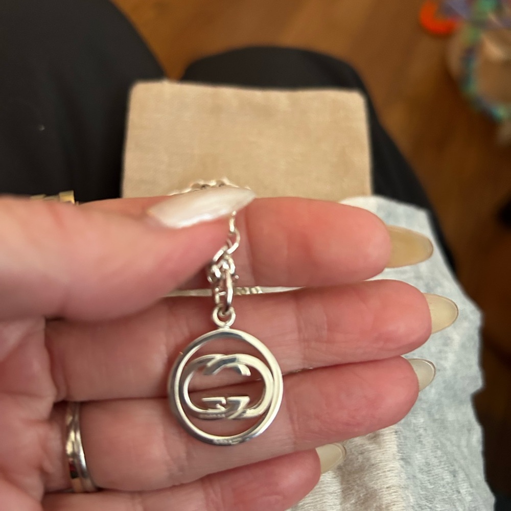 Gucci Silver Marmont Pendant Necklace - Picture 4 of 15